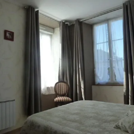 La Maison De La Fontaine, Bocage 3*