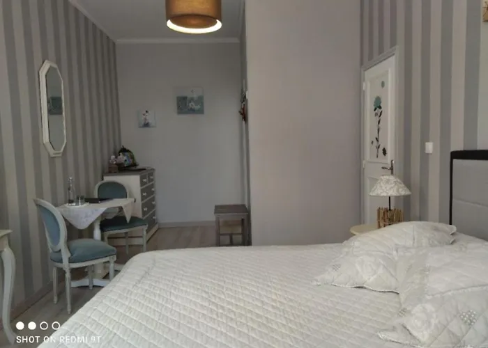 La Maison De La Fontaine, Bocage 3*